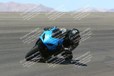 media/May-14-2022-SoCal Trackdays (Sat) [[7b6169074d]]/Bowl (1120am)/